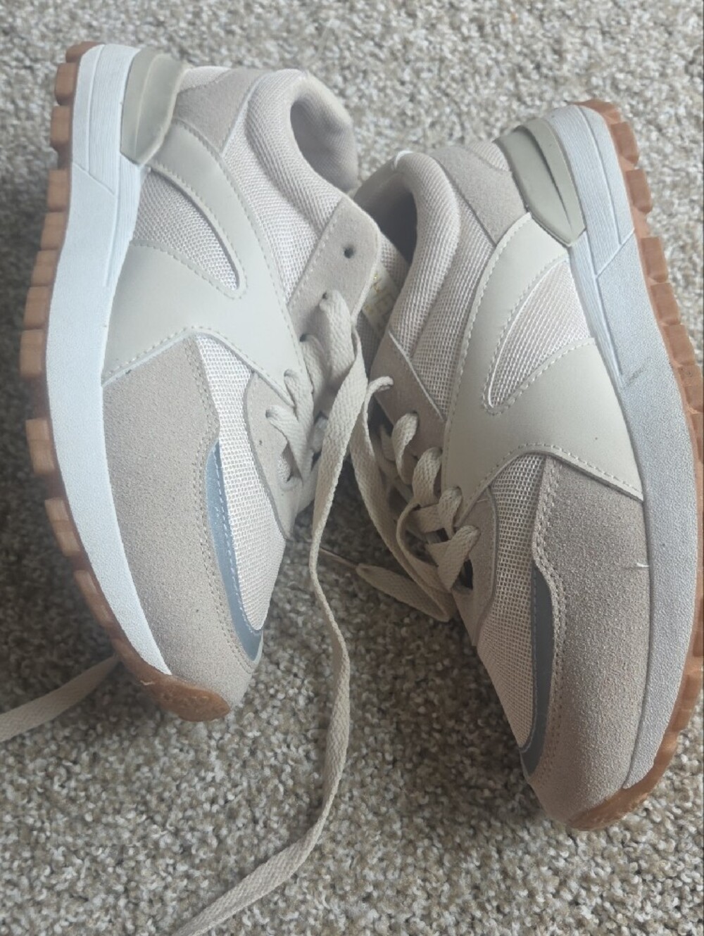 Rachel Zoe Womens  Beige and Gray Lace-Up Sneakers